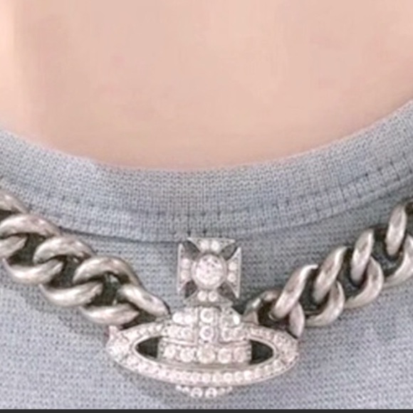 Vivienne Westwood silver tone chunky chain crystals signature necklace - Picture 2 of 11